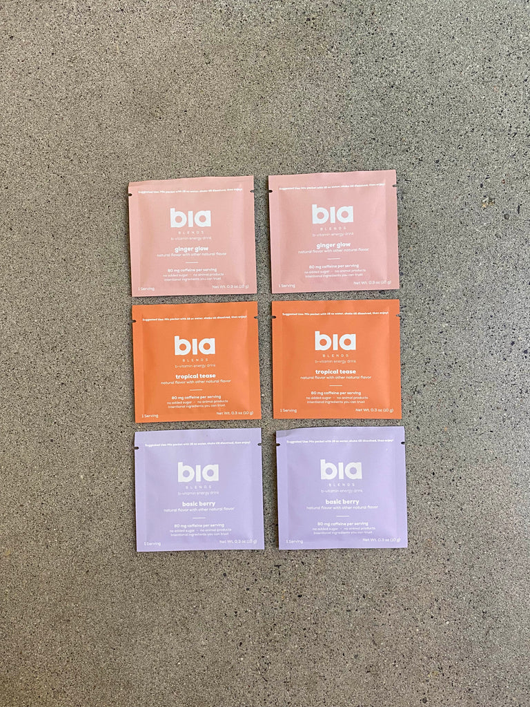 biablends sample pack of natural women's pre-workout product photo